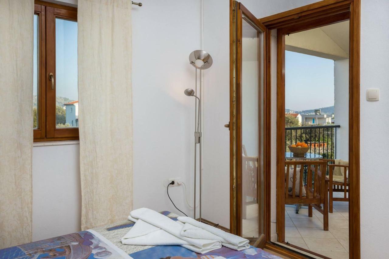Rogoznicka Oaza 2 Villa Rogoznica  Ngoại thất bức ảnh